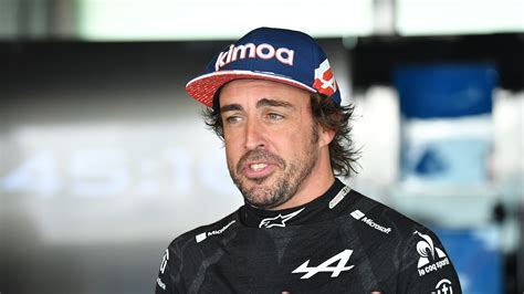 Fernando Alonso to join Aston Martin for the 2023 F1 season and replace ...