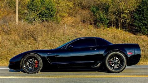 Daily Slideshow: Vette C5 or C6? Which Z06 is Better? | Corvetteforum