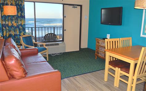 Hotel in Daytona Beach, FL | Rooms | Sun Viking Lodge