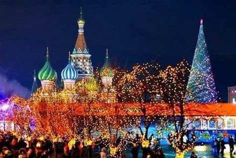 Wonderful Christmas Decorations From All Around The World