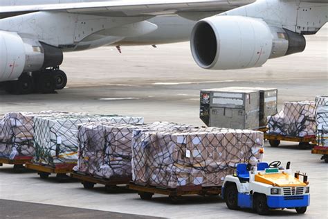 7 Advantages of Air Cargo Services You Should Know About | WorldWideFido