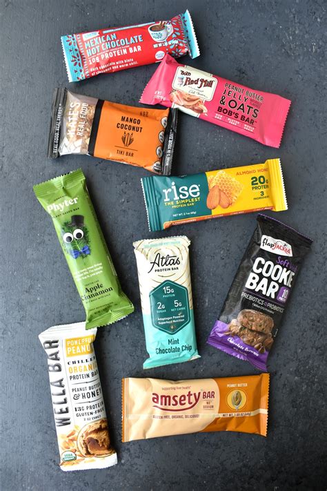 The Best Snack Bars on the Market + a HUGE Bar Giveaway | The Nutritionist Reviews