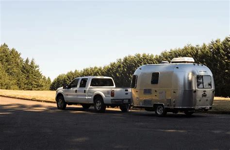 10 Best Travel Trailers Under 5000 lbs - Camper Grid