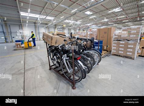 Dsv logistics hi-res stock photography and images - Alamy