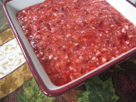 Things That Make You Go Mmmmmm: Cranberry Relish-Jello