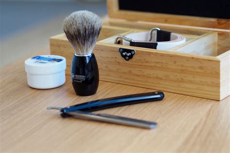 New Product Announcement: Beginner's Cut Throat Razor Kit | Newswire