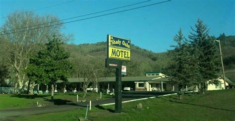 Motel on old 99 between Shady and Oaks in Oregon