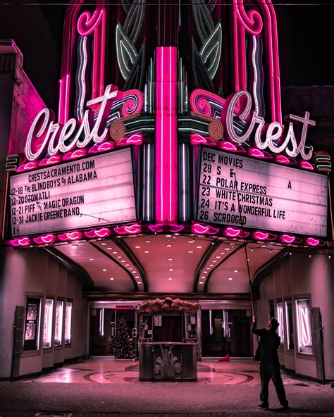 Crest Theatre at night : r/Sacramento