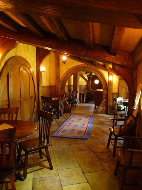 Hobbit House Pictures | The Hobbit Set Photos