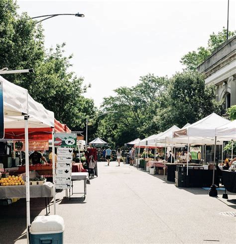 Farmers Markets in Chicago — MG Group