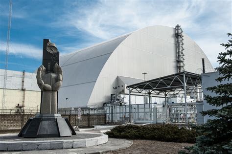 Chernobyl's Crumbling Sarcophagus, Built to Contain Deadly Radiation ...