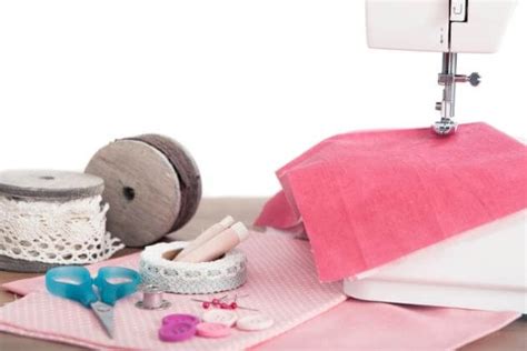 19 Best Sewing Machine Accessories (Important For Sewing Enthusiast ...