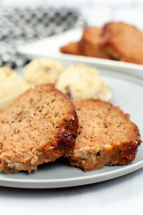 Meatloaf recipe with ketchup - mom makes dinner