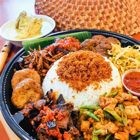 Have A Taste Of Malay Cuisine At These Restaurants In Singapore