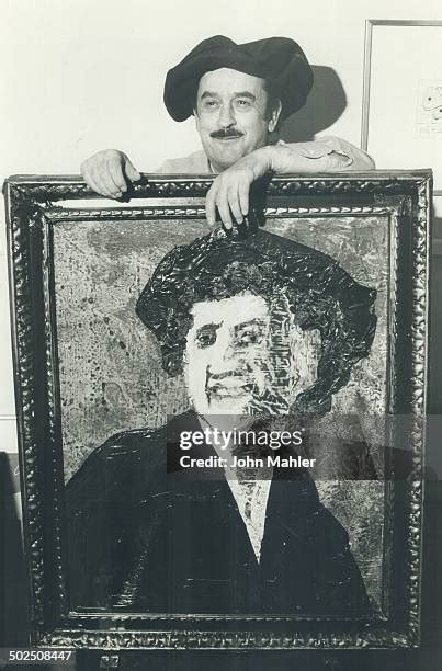 Mashel Teitelbaum Photos and Premium High Res Pictures - Getty Images