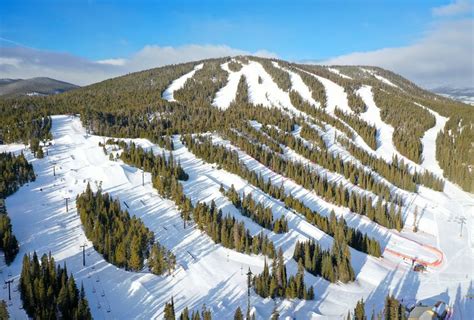 10 Best Cheap Ski Resorts in Colorado, 2023 | PlanetWare (2022)