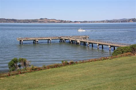 Paradise Beach Park in Tiburon, CA - California Beaches