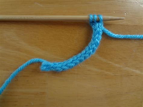 Fiber Flux: How to Knit An I-Cord