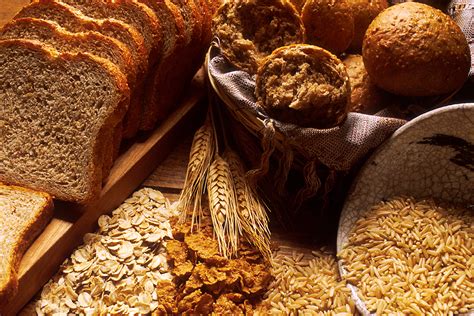 File:Bread and grains.jpg - Wikimedia Commons