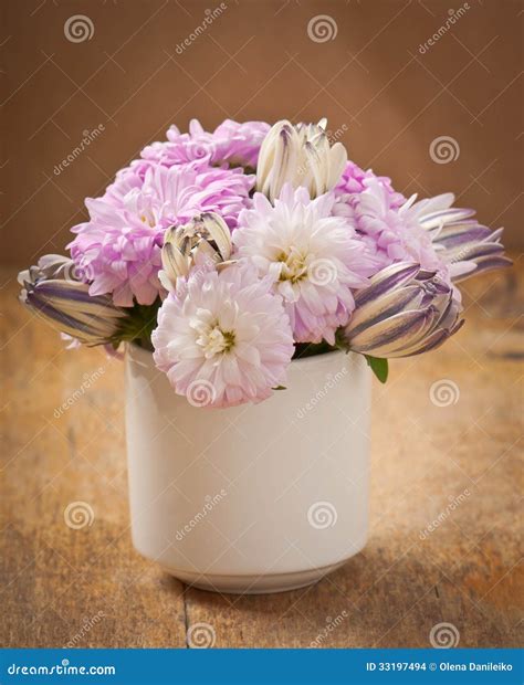 Beautiful Aster Flower Bouquet Stock Photo - Image of pink, table: 33197494