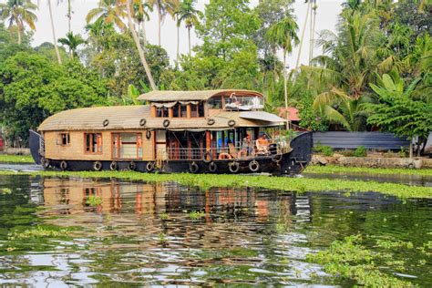 All about Alleppey Houseboat Cruise [Updated 2020]