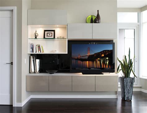 Built-in Entertainment Centers & Media Cabinets | California Closets