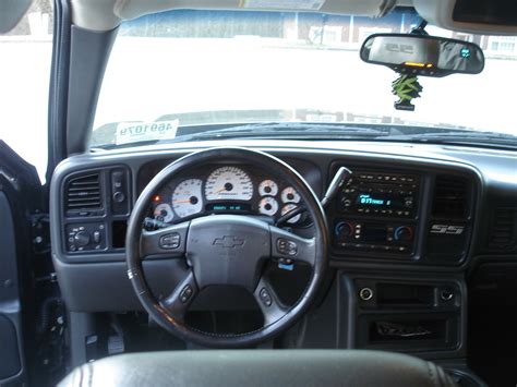 Top 60 of 2006 Chevy Silverado Z71 Interior | cmanmaubikin