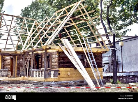 wooden house construction Stock Photo - Alamy