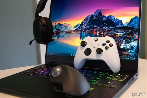 6 essential gaming laptop accessories