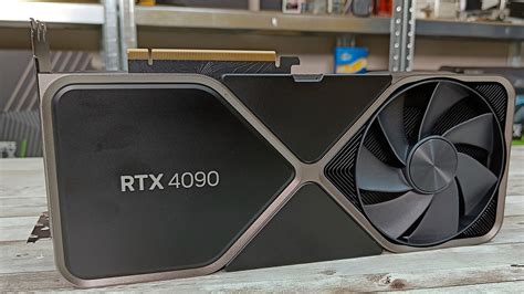 GeForce RTX 4090 Founders Edition unboxing: la nuova top di gamma di ...