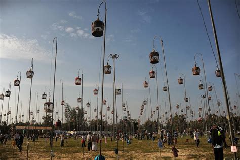 Bird-singing Contest in Thailand: Photo - Images Archival Store