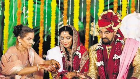 PHOTOS: Kabir Bedi marries close friend Parveen Dusanj; a look at his ...