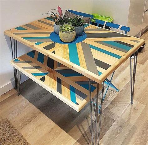 25 Pallet Dining Tables That Inspire Your Crafting - DigsDigs