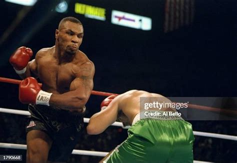 75 Mike Tyson Vs Peter Mcneeley Stock Photos, High-Res Pictures, and ...