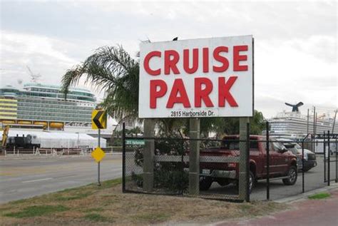 Galveston Cruise Parking | Carnival docking Pier 25 - Pier 28