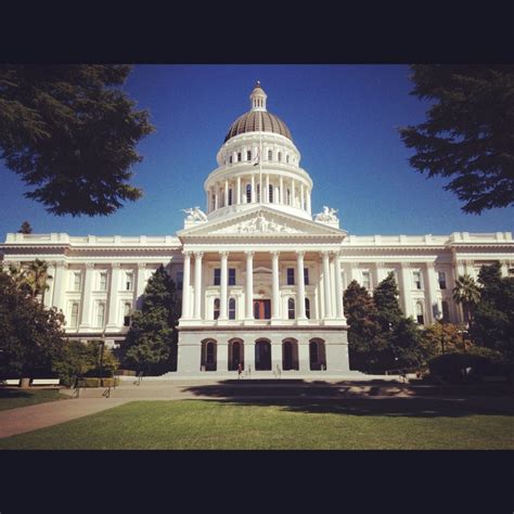 the Capitol building Sacramento, CA | Capitol building, House styles ...