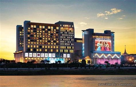 Nagaworld Hotel & Entertainment Complex, Phnom Penh - Compare Deals