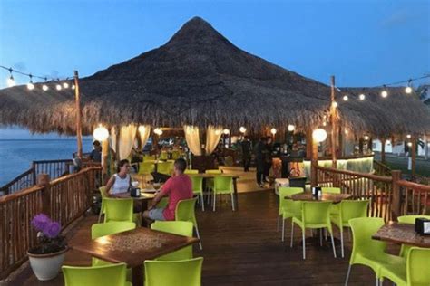 Cozumel Beach Bar Guide for December 2024