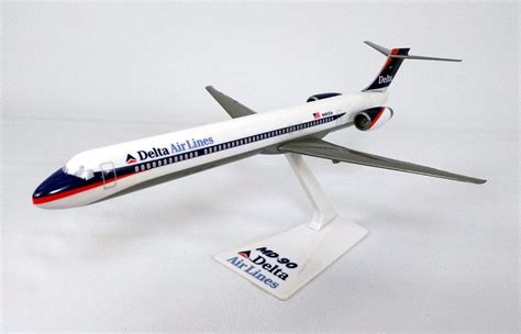 MD-90 Delta Airlines - 1997 - 2000 Livery - 1/200 Scale Model - Walmart.com