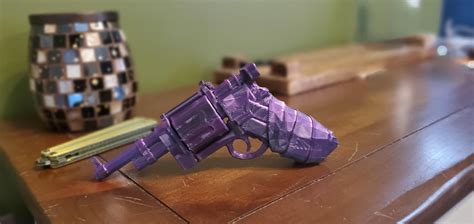 (RUST) 3D Printed revolver & picture of my cat. : r/playrust