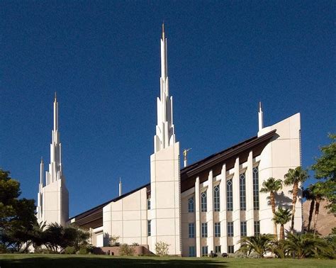 Las Vegas Temple | Lds temple pictures, Mormon temples, Mormon temple