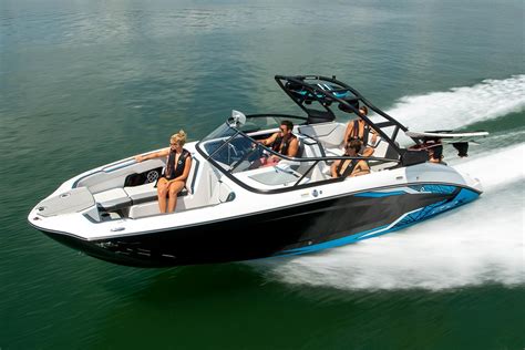 2023 Yamaha 252XE Contact Your Local MarineMax Store About Availability