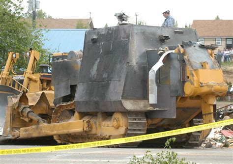 Was the Virginia armored vehicle joy ride a KILLDOZER copy-cat crime? | Killdozer the Book