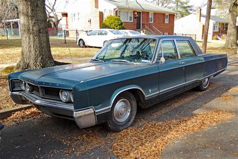 1967 Chrysler Newport Custom – Upscale, Downscale | Curbside Classic