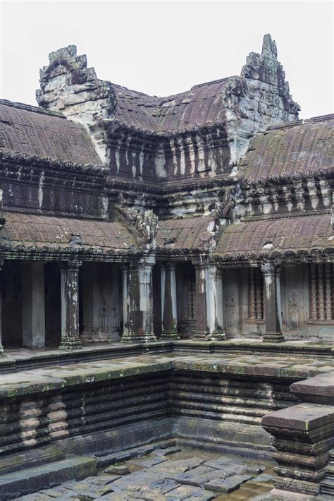 Angkor Wat temple 12886379 Stock Photo at Vecteezy