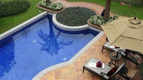 How to Installing New Pool Tiles? - Barana Tiles