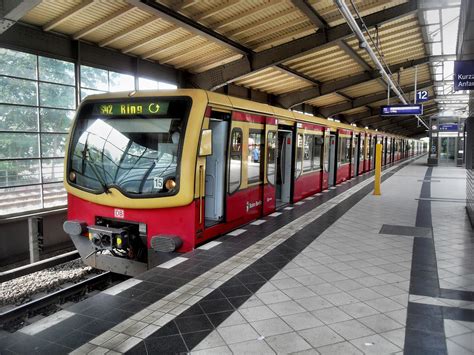 Berlin - Bahnhof Westkreuz- Richtung Nord- S-Bahn Berlin DBAG-Baureihe 481 10.8.2009 - Deutsche ...