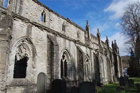 BBC - In pictures: Dunkeld Cathedral