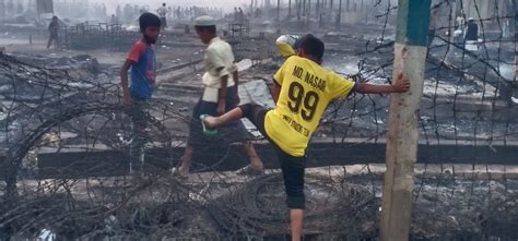 Fire destroys Rohingya refugee camp in Bangladesh