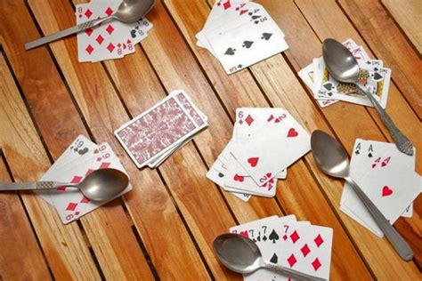 How Do You Play Spoons | How to play spoons, Card games, Classic card games